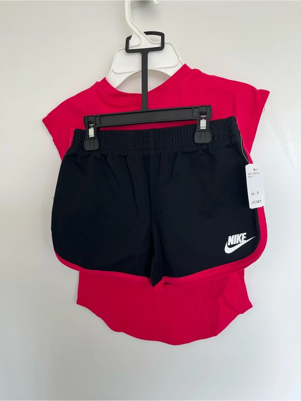 Nike Kids Hot Pink/Black Set with Silver Logo Size 5 NWT